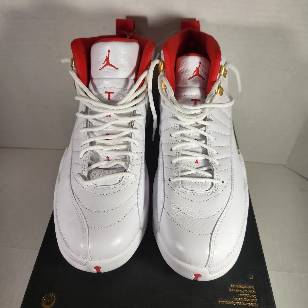 Men's Air Jordan 12 FIBA - Picture 2 of 10